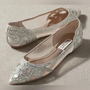 Badgley Mischka Women's Gigi Pointed Toe Jeweled Ivory Ballet Flats 7.5
