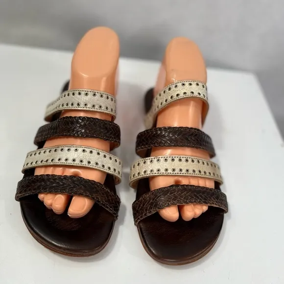 BedStu Henna flat sandals, NWOB, rare wide size.