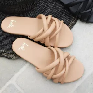 BEEKLeather Puffback Flat Sandals inbeige