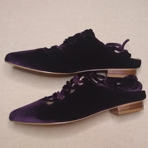 Billy Ella NWOT plum purple velvet lace up ballet flats
