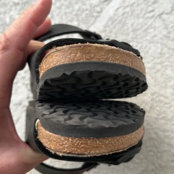 Birkenstock Arizona oiled leather  black-two strap flat sandals sz34 =3.5