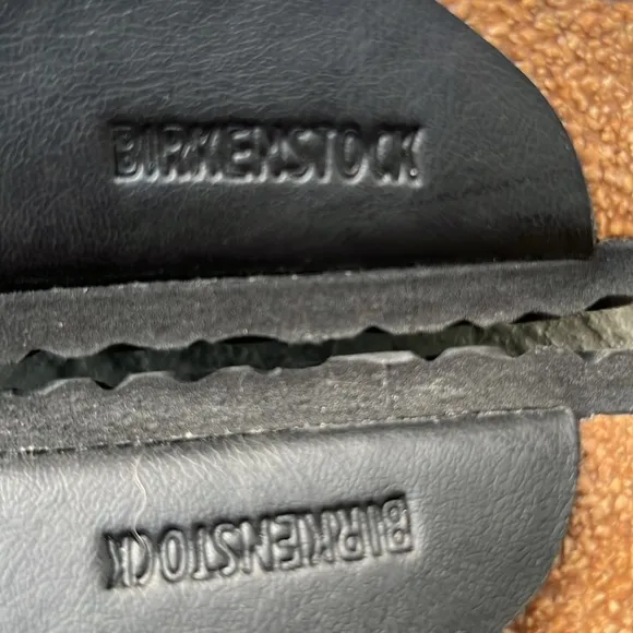 Birkenstock Arizona oiled leather  black-two strap flat sandals sz34 =3.5