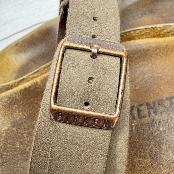 Birkenstock‎ Arizona Thong Sandals EU 41 US 10.5 Leather Bronze Buckle Slides