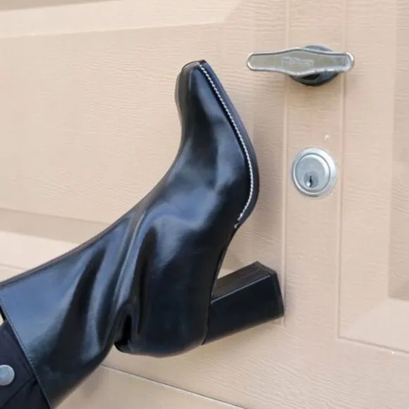 Black High Chunky Heeled Boots Zip Up Square Toe Ankle Booties