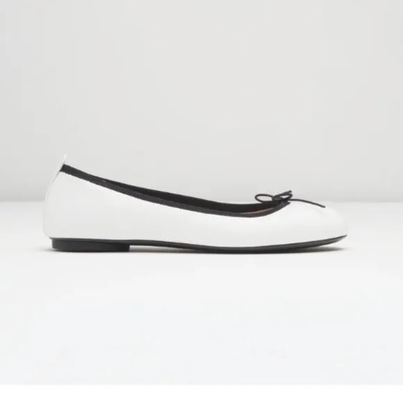 BLOCH Ladies Nashira Ballet Flats Size 40.5 EUR | 10.5 US