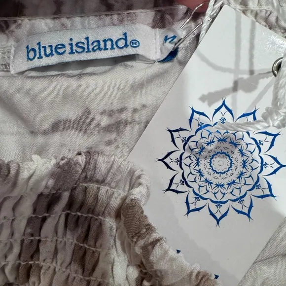 BLUE ISLAND Midi Tiered skirt taupe and white‎ size medium with slit NWT