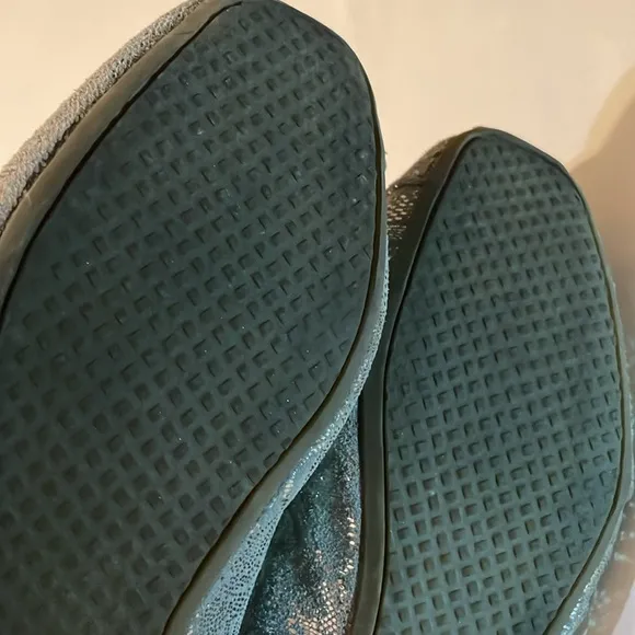 BOBS flats loafers silver grey