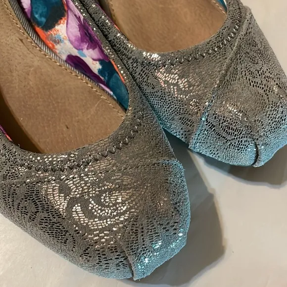 BOBS flats loafers silver grey
