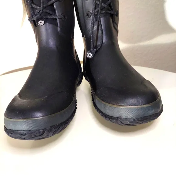 Bogs Bloom Arcata Lace Black Insulated Winter Outdoor Boots Youth Size 7 NWT