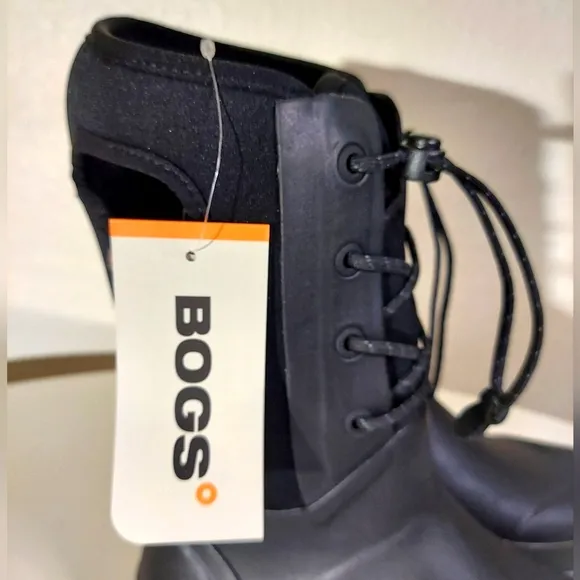 Bogs Bloom Arcata Lace Black Insulated Winter Outdoor Boots Youth Size 7 NWT