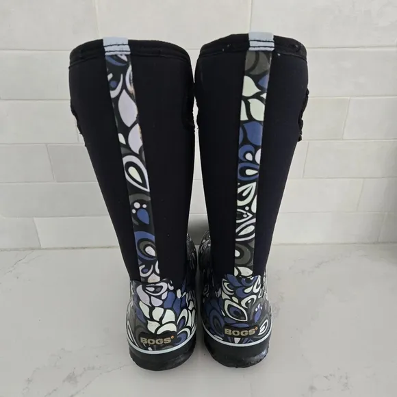 Bogs Classic High Lanai Waterproof Winter Snow Rain Boots Black Blue Flowers 6