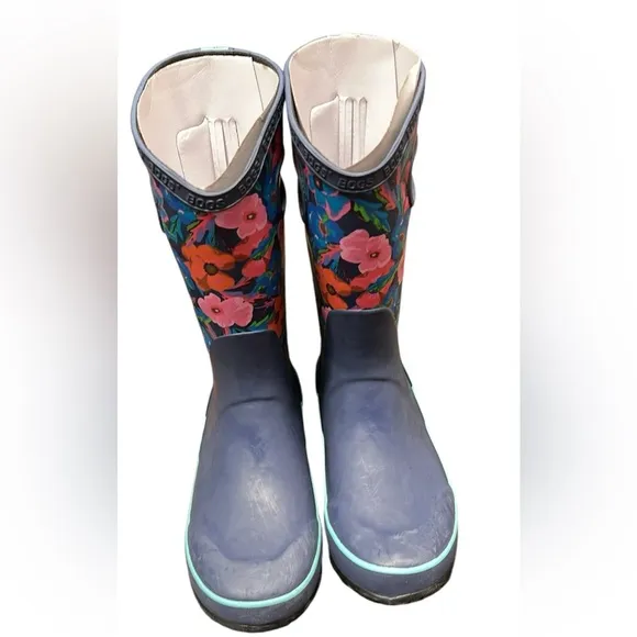 Bogs Kids Rain &amp; Snow Boots - Blue with Floral Pattern sz 4