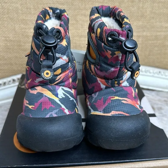 Bogs | Kids' Winter Boots B-MOC SNOW WINTER MOUNTAIN in Dark Gray, Size 5 NWT