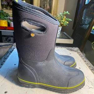 Bogs Winter Snow Boots Big kids size 6