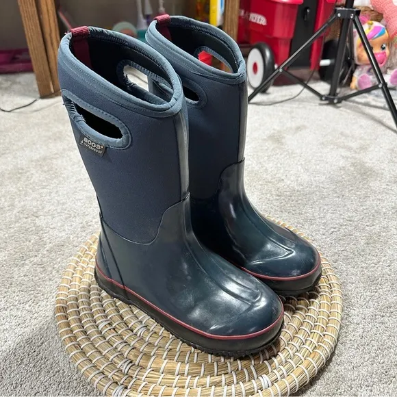 Bogs Youth Kids Classic Solid Color Navy Snow Rain Winter Boots Waterproof US 3