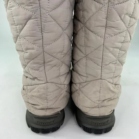 Bogs Women's Snowday Tall Boot US 9 Beige Quilted Cold Weather Winter Snow Boots