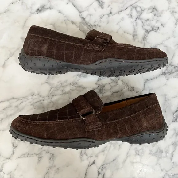 Born croc Embossed brown suede loafers unisex men’s size 9.5 women’s size 10.5