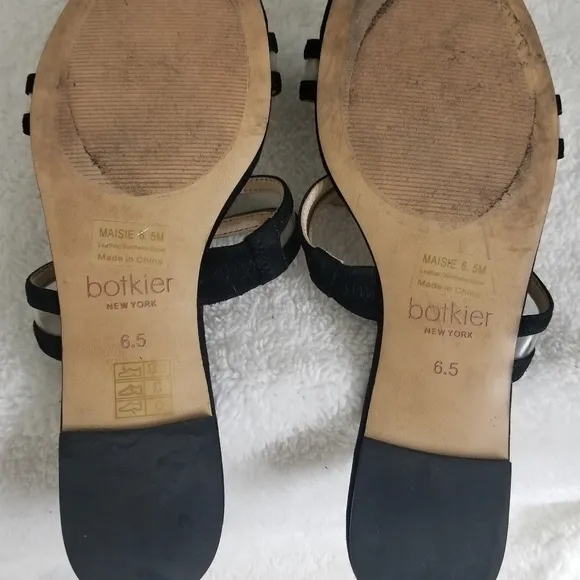Botkier flat sandals