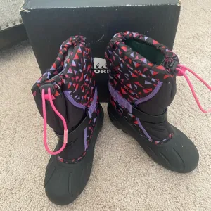 Brand New Sorel Youth Flurry Print