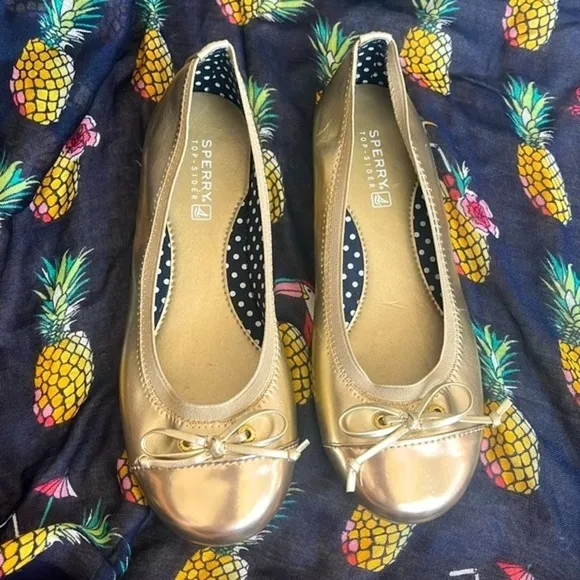 Brand New Sperry Elise Metallic Gold Tone Round Toe Slip On Shoes Ballet Flats
