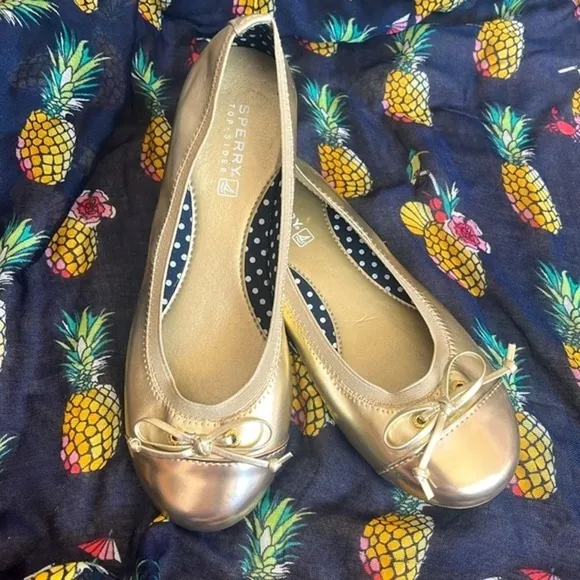 Brand New Sperry Elise Metallic Gold Tone Round Toe Slip On Shoes Ballet Flats