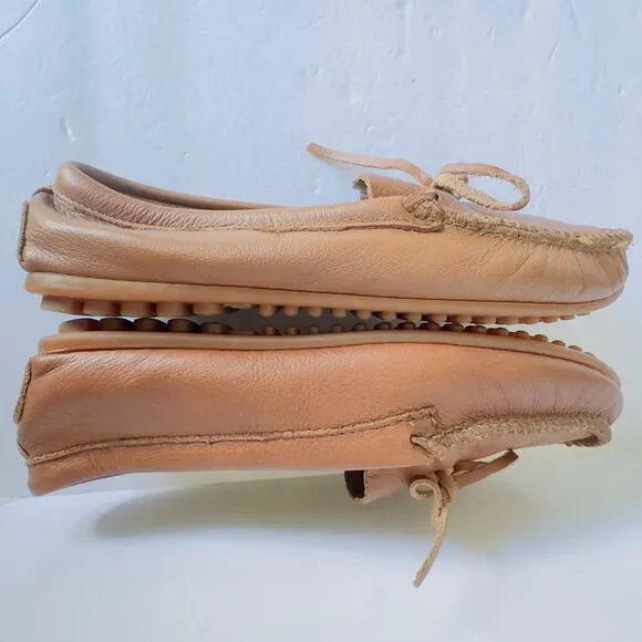 Brown Minnetonka Leather Moccasin Women Driving Loafers Cabincore Slip-On 10
