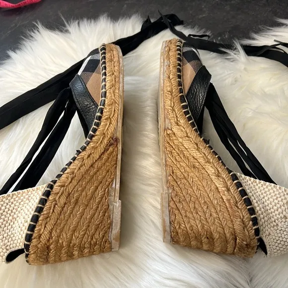 Burberry Canvas Espadrilles Nova Check Pattern Ladies size 38 (US 8) Authentic