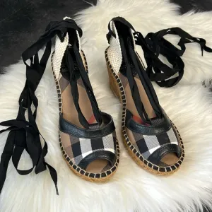Burberry Canvas Espadrilles Nova Check Pattern Ladies size 38 (US 8) Authentic