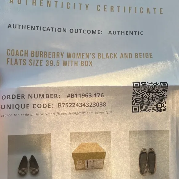 Burberry Nova Check Ballet Flats Size 39.5 / 9 Luxury designer flat classic