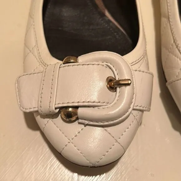 Burberry Women's 39.5 Quilted Leather Ballet Flats Cream White Buckle Toe Preppy