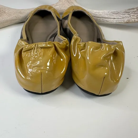 Burberry Yellow Patent Leather &amp; Nova Check Coated Canvas Scrunch Ballet Flats