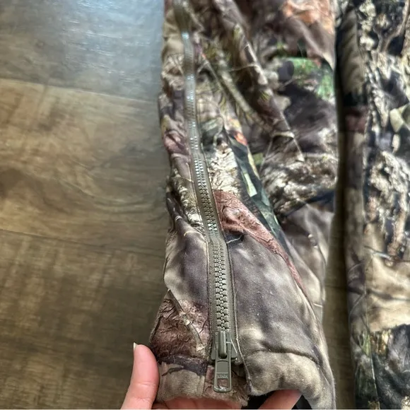 Cabela’s 4 most insulated camouflage hunting pants