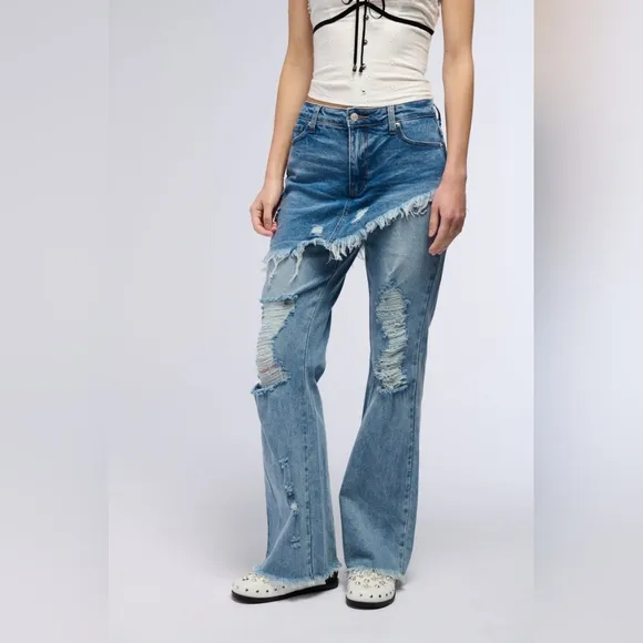 Callie Lives Stasia YMe AKIRA Distressed Skirt Straight Leg Denim Jeans 3