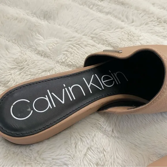 Calvin Klein Chantalia Leather Pointed Toe Mules Flats Size 7.5