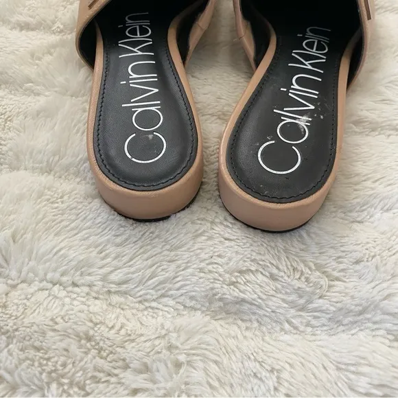 Calvin Klein Chantalia Leather Pointed Toe Mules Flats Size 7.5