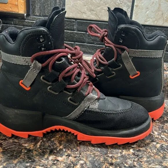 Camper Lab Helix Lace Up High Top Sneakers Boots Women's sz 38