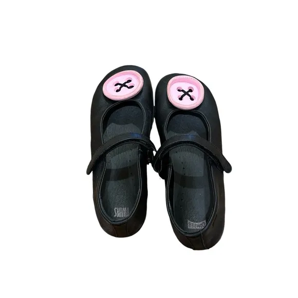 CAMPER Twins Girls Black Leather Ballet Flats with Pink Button Size 1US or 33EU