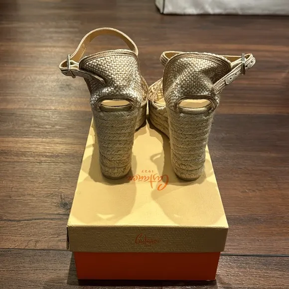Castañer Canvas NWT Espadrilles with Jute Trim Platform with wrap around Strap.