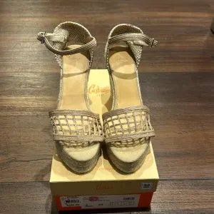 Castañer Canvas NWT Espadrilles with Jute Trim Platform with wrap around Strap.