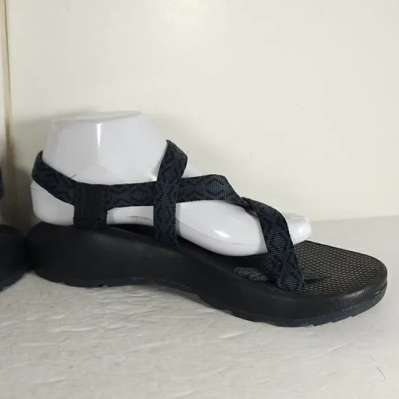 Chaco Men's Z/2 Classic Size US 9 Blue Strappy Outdoor Sport Sandals Shoes
