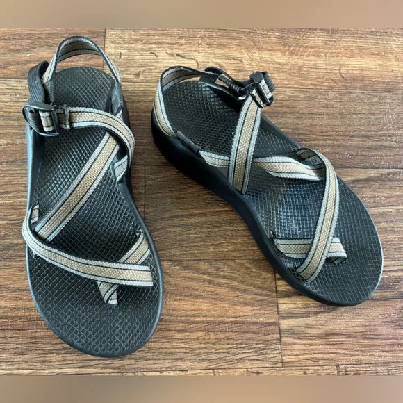 Chaco Sandals Men 10 Z/2 Yampa Metal Strappy Toe Loop Water Hiking