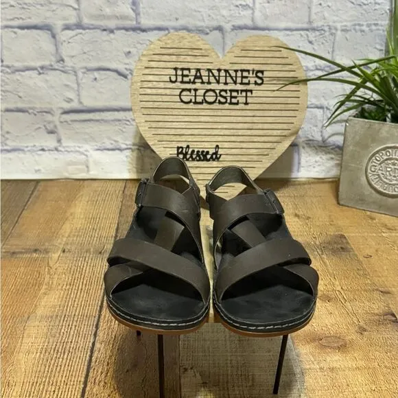 Chaco Wayfarer Size US 7 EU 38 Women’s Strappy Tornado Leather Sandals J107134
