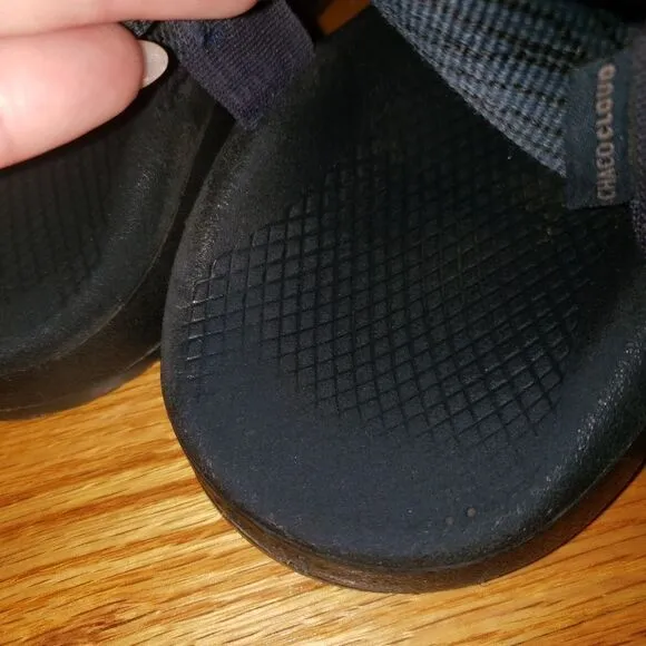 Chaco blue strappy sandals