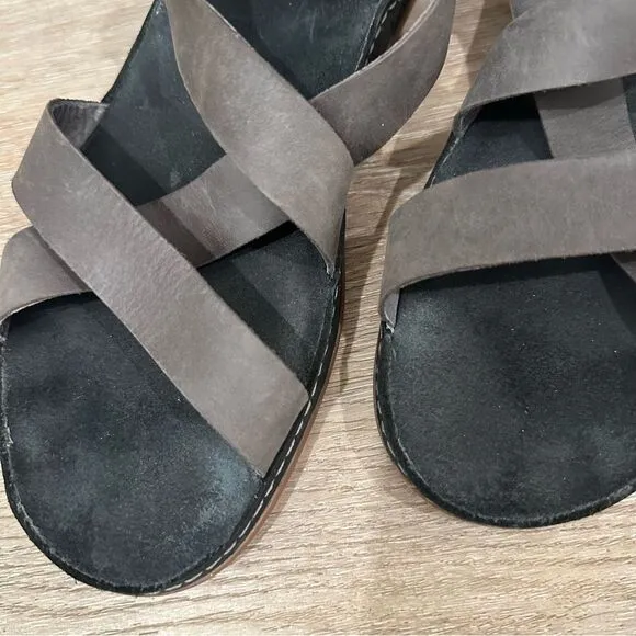 Chaco Wayfarer Tornado leather sandals taupe gray strappy flats size 9