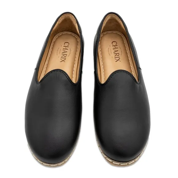 Charix Black Leather Loafers Black Slip Ons women  us 8.5