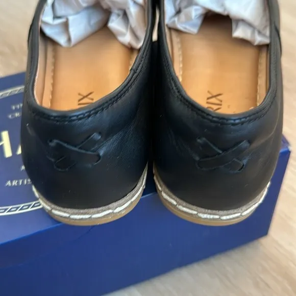 Charix Black Leather Loafers Black Slip Ons women  us 8.5