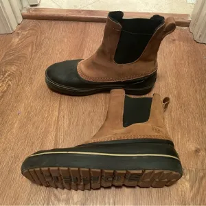 Chelsea weather boots!