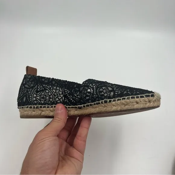 Chloe Women’s Scalloped Lace Espadrille Flat Black Approximating Size 7 Slip On