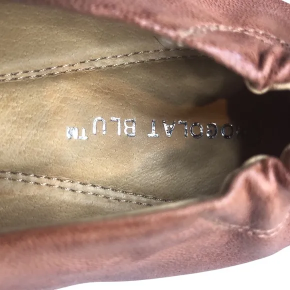 Chocolat Blu Brown Leather Pintuck Flats in Camel Loafers Preppy Classic Size 9