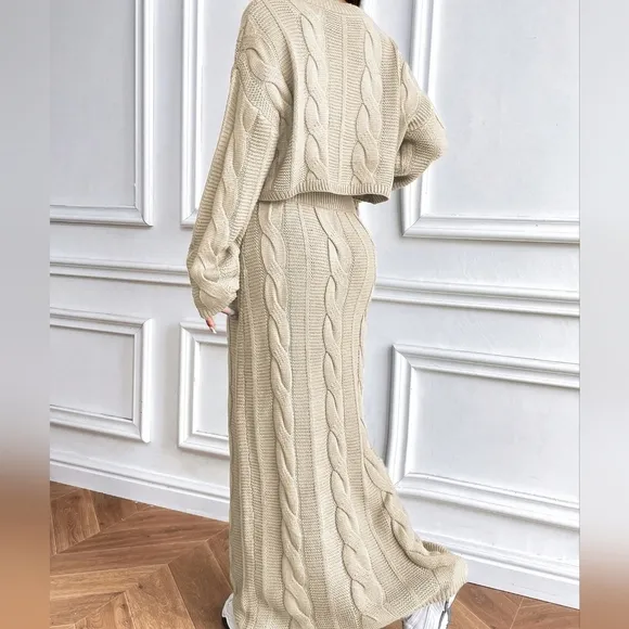 Chunky Knit Crew Neck Loose Short Sweater   Long Skirt